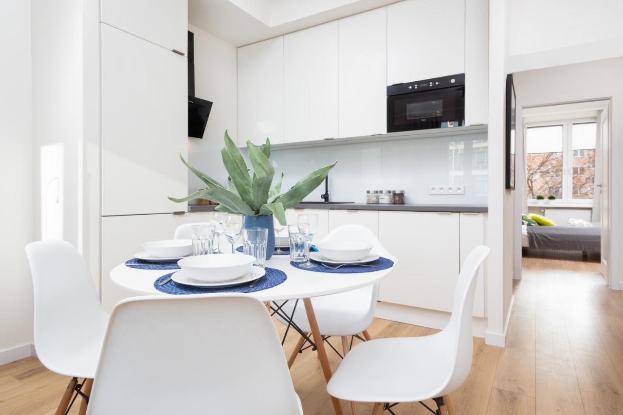Family City Center Apartment By Renters Prestige Warszawa Eksteriør billede