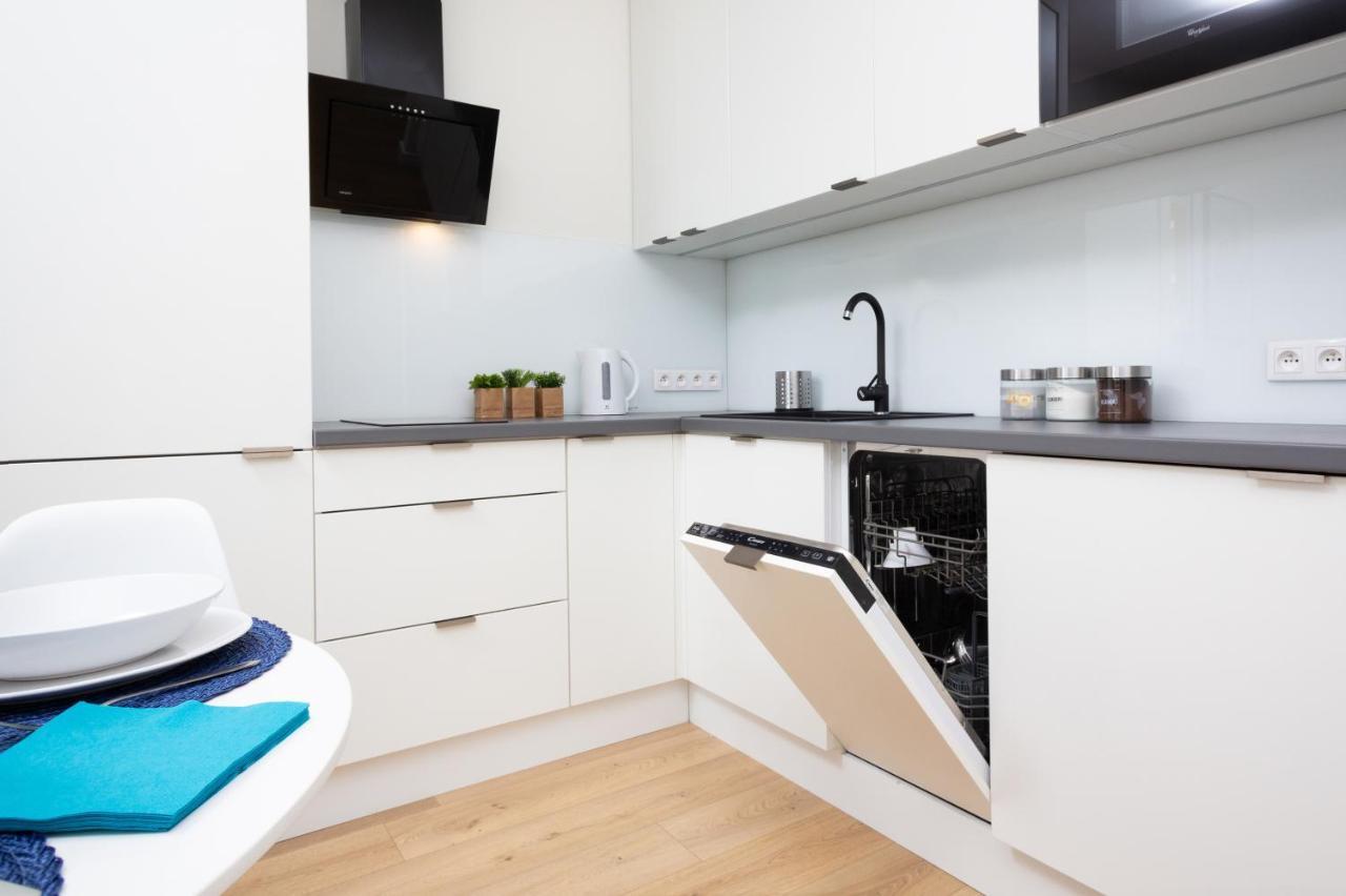 Family City Center Apartment By Renters Prestige Warszawa Eksteriør billede